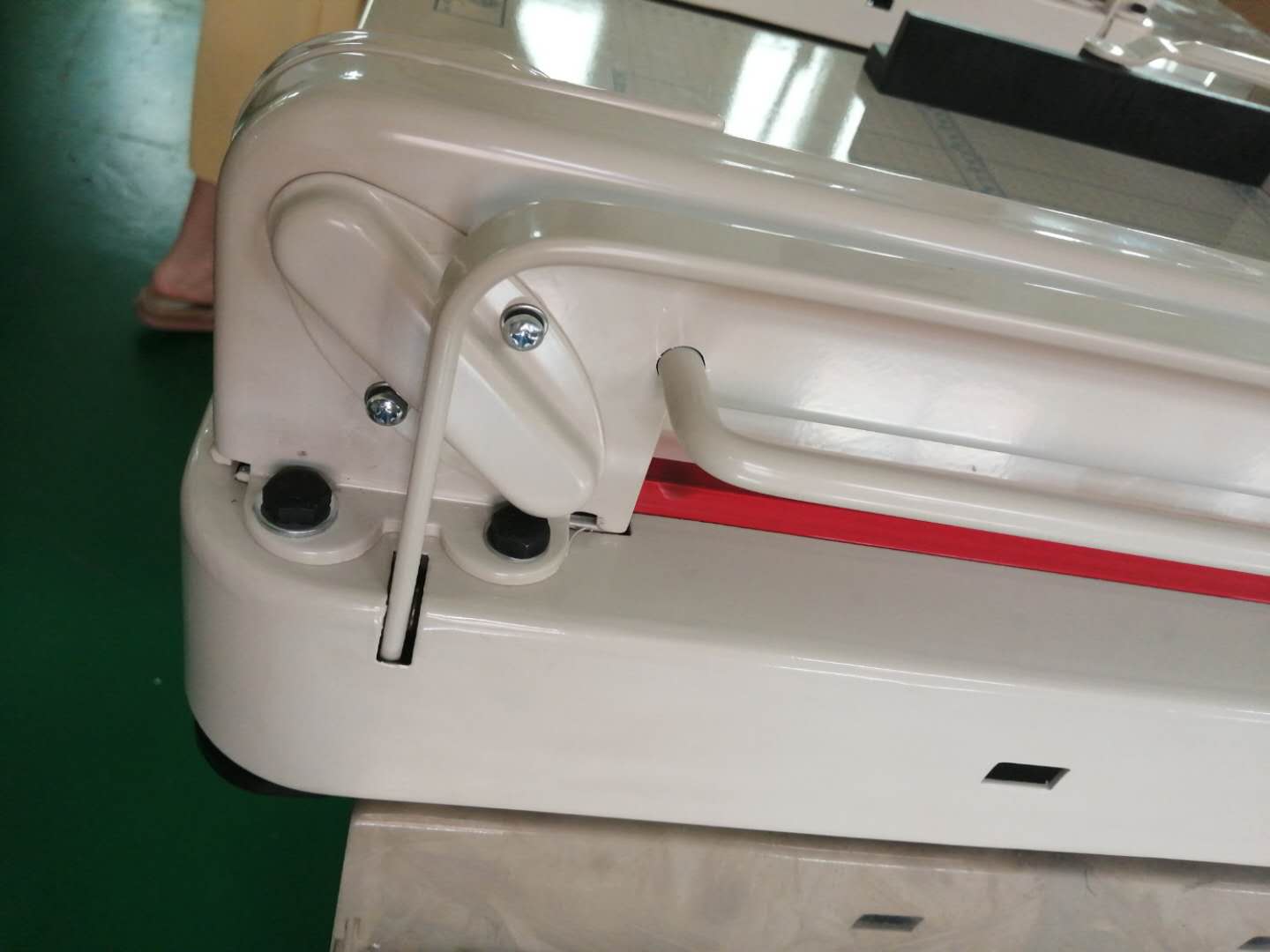 Qike 868-A3 Hot Sales Desktop  - Paper Cutting Guillotine 评论和价格